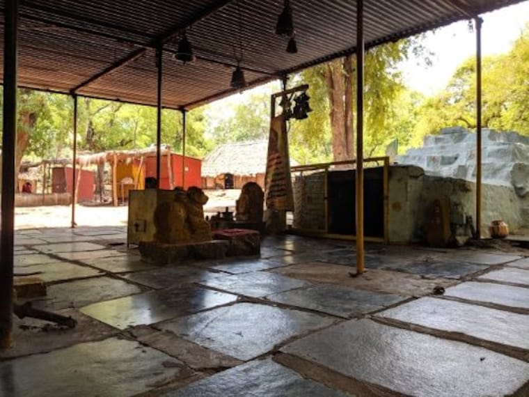 Ista Kameswari Temple-1